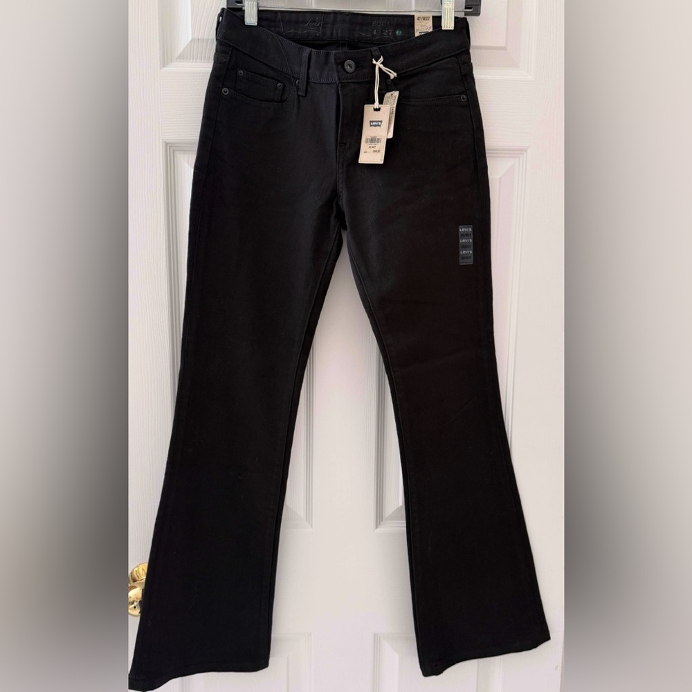 NEW* Levi's Mid Rise All Black Denim Bootcut Jeans 4S/ W27 *NWT Stretch Blackout